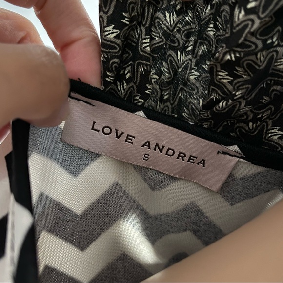 Dresses - Picture 6 of 6